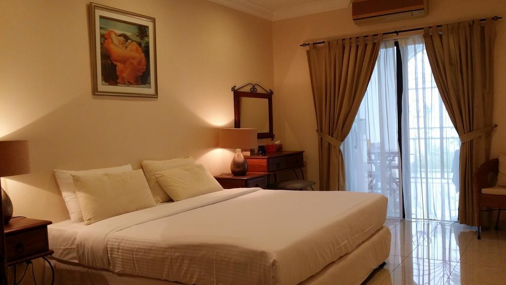 Tropical Sea View & Sunshine Villa Бату Феринги Стая снимка